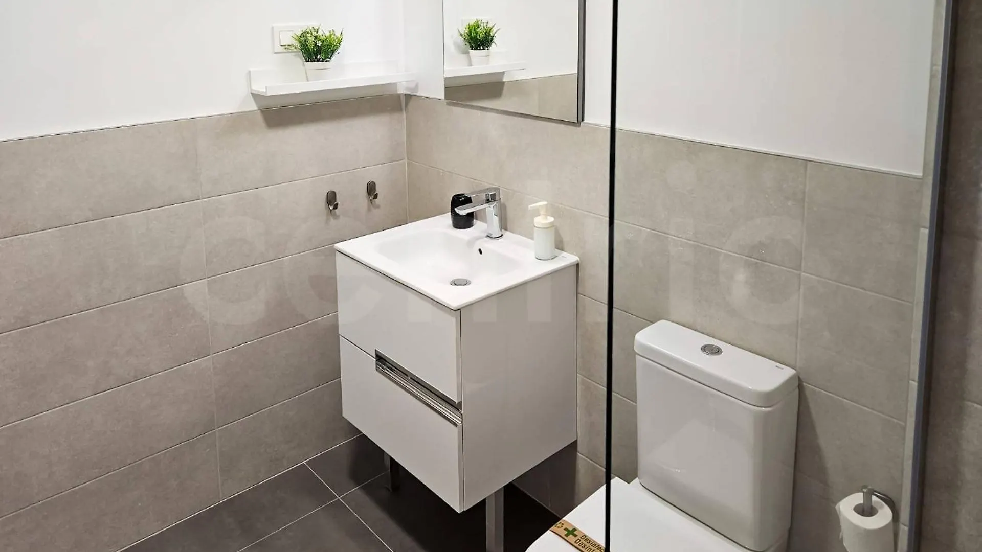 Apartamento A Estrenar Junto Al Mar Torremolinos 0*,